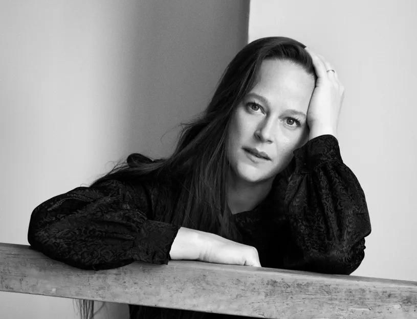 Bobbi Jene Smith Headshot