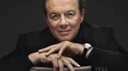Fernuccio Furlanetto sitting on a chair
